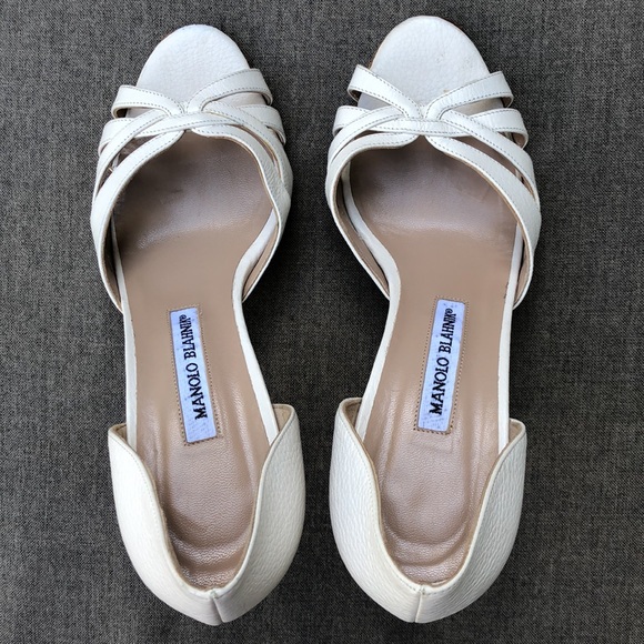 Manolo Blahnik Cream Strappy Heels - Picture 6 of 9